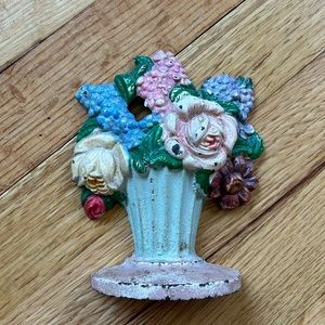 Antique Hubley Cast Iron Floral Door Stop #479 from 1930-40’s